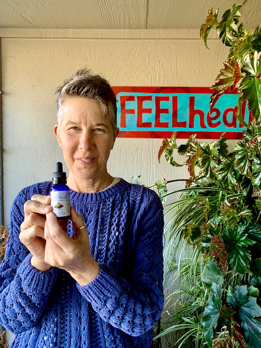 Vicchi Oleski with feelHEAL products on The Positive Fantastic